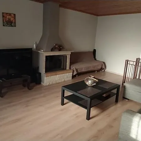 Ferienhaus Traditional Stone House Vrisi *